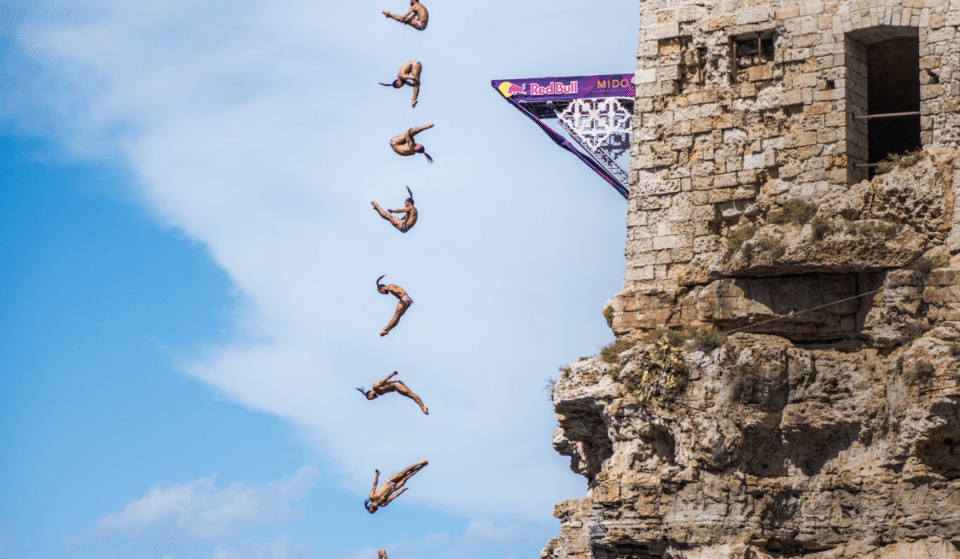 Red Bull Cliff Diving World Series Started And It Will Be In Auckland For The First Time
